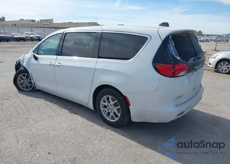 2024 Chrysler Voyager Lx z USA, uszkodzony, nr VIN 2C4RC1CG5RR120926